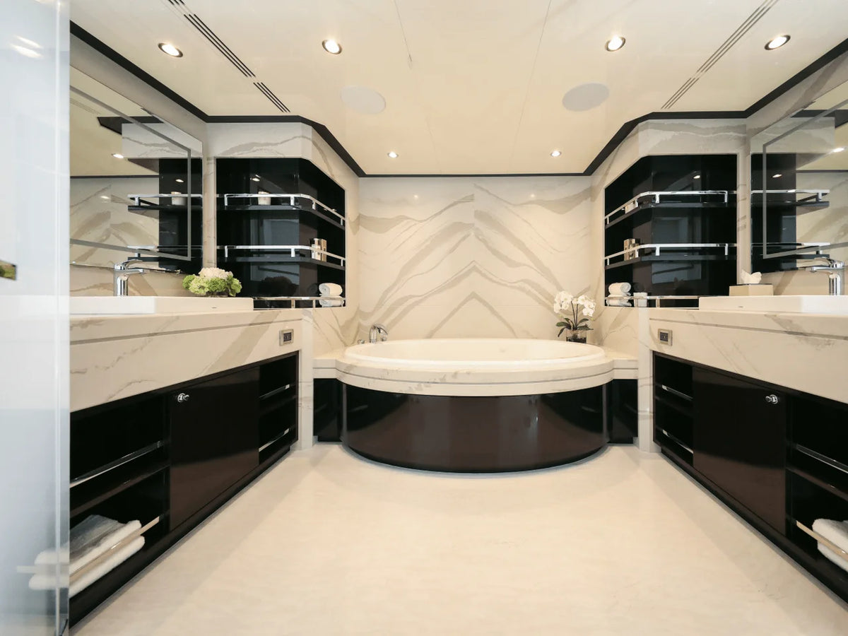 2027 Ocean Alexander 37L 120.0 feet, Pompano Beach, FL #47