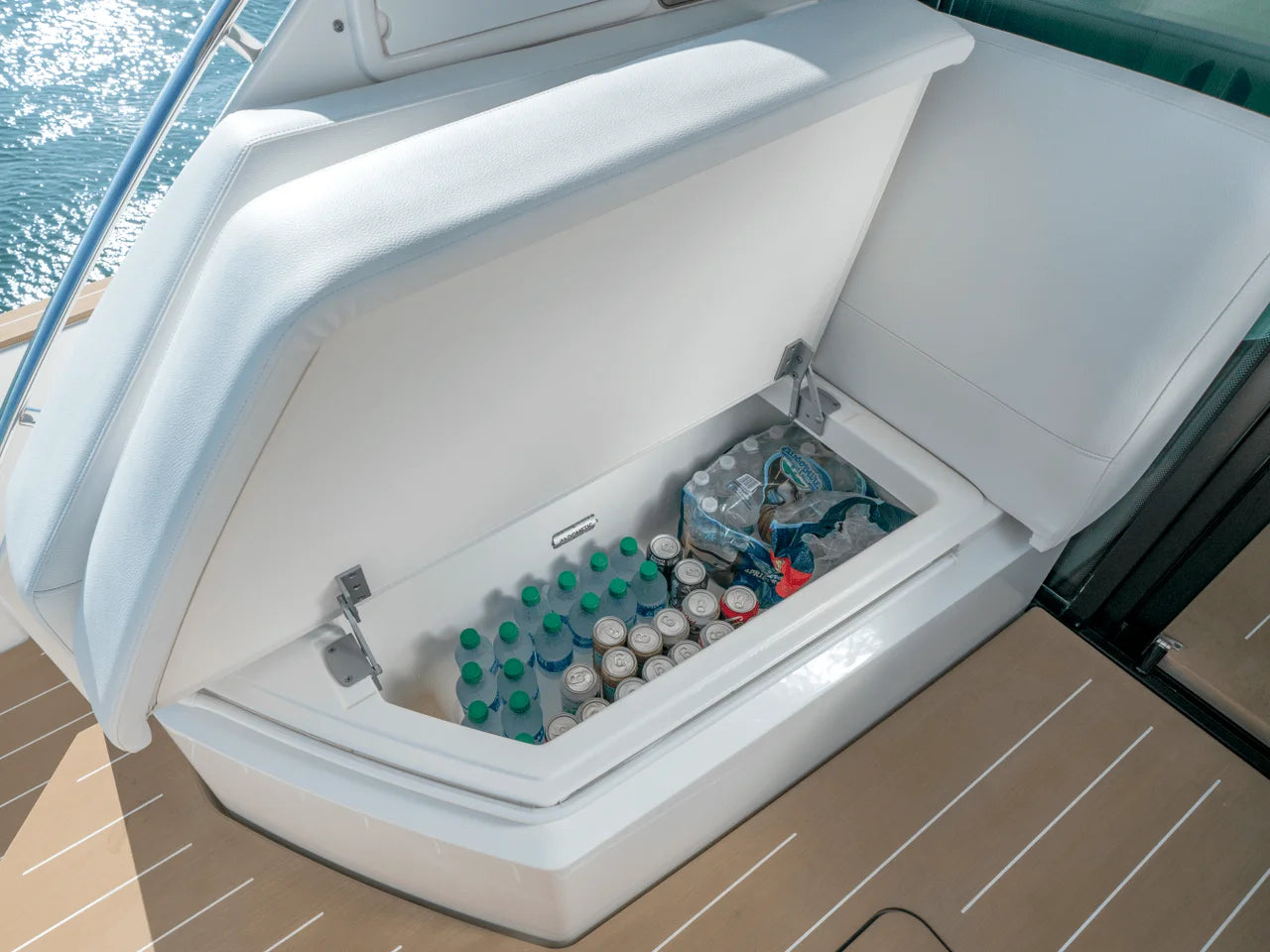 2025 Tiara Yachts EX 60 60.0 feet, Inuvik, Northwest Territories #36