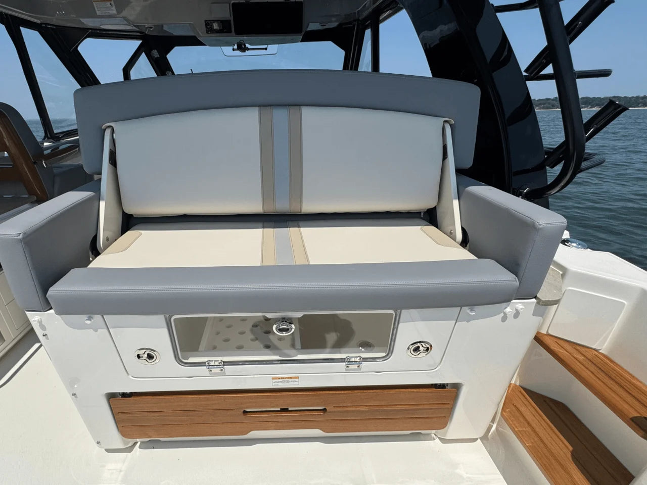 2025 Boston Whaler 380 Realm 38.0 feet, Huntington, NY #20