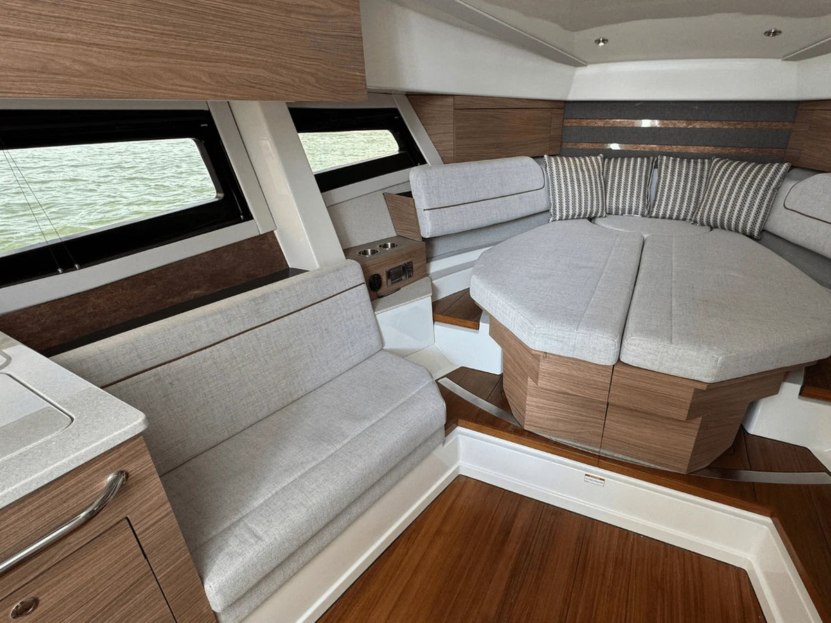 2026 Boston Whaler 365 Conquest 36.0 feet, Jupiter, Florida #38
