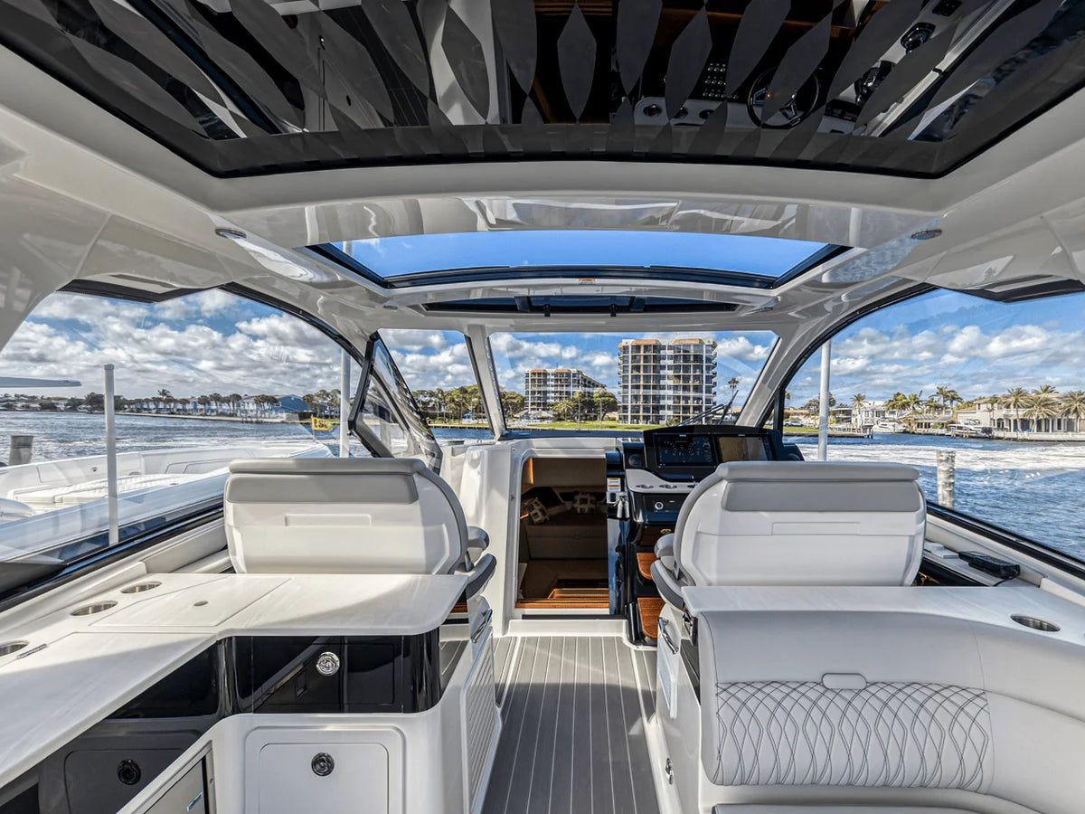 2022 Sea Ray 370 SUNDANCER OUTBOARD 37.0 feet, Highland Beach, FL, FL #70