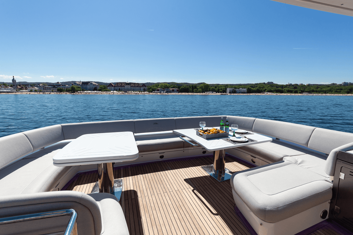 2027 Galeon 800 FLY 83.0 feet, Inuvik, Northwest Territories #15