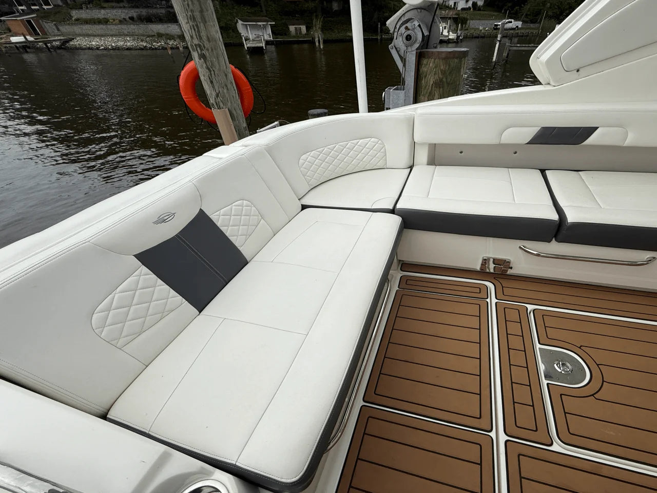 2015 Chaparral 327 SSX 32.0 feet, Grasonville, Maryland #13