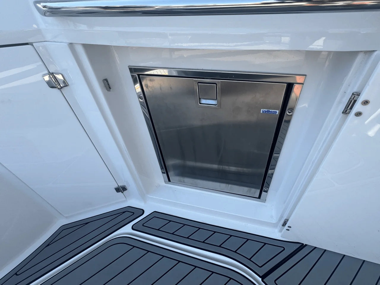2021 Monterey 335 SPORT YACHT 33.0 feet, Wakefield, RI #15