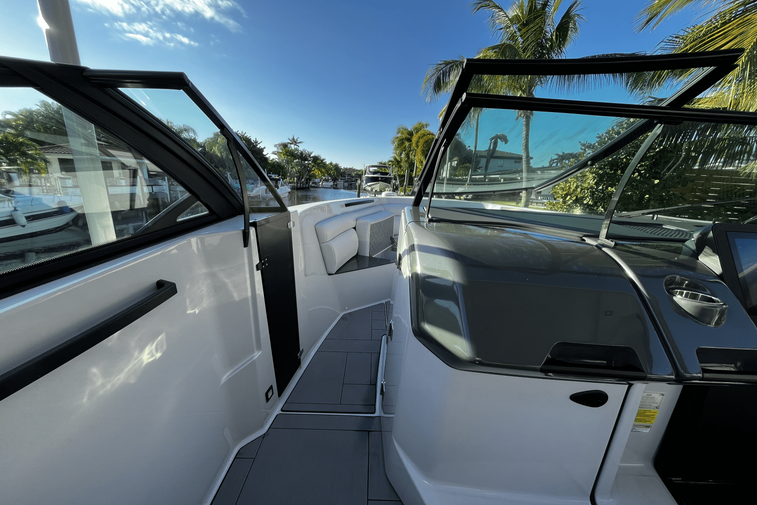 2023 Aviara AV32 Outboard 32.0 feet, Miami, FL #17
