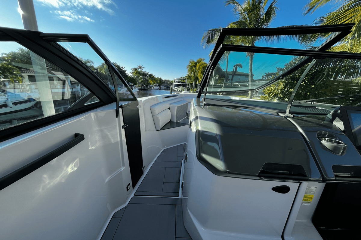 2023 Aviara AV32 Outboard 32.0 feet, Miami, FL #17