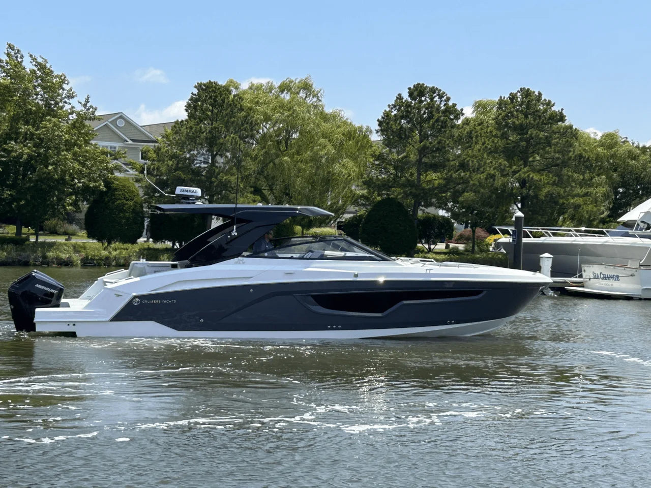 2026 Cruisers Yachts 34 GLS Outboard 34.0 feet, Grasonville, MD #1