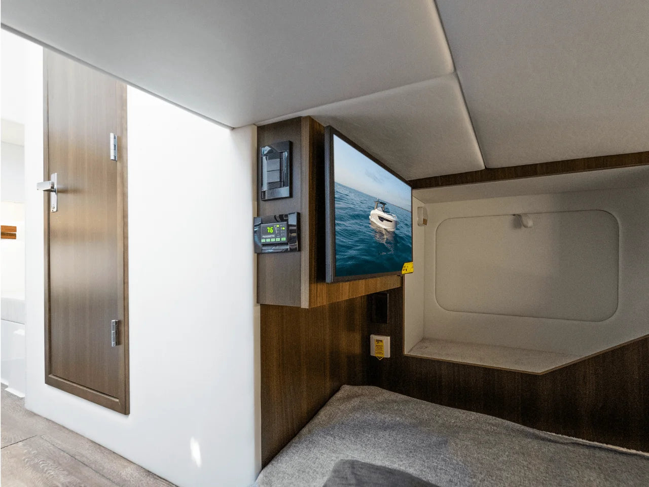 2026 Cruisers Yachts 38 GLS Outboard 38.0 feet, Inuvik, Northwest Territories #110
