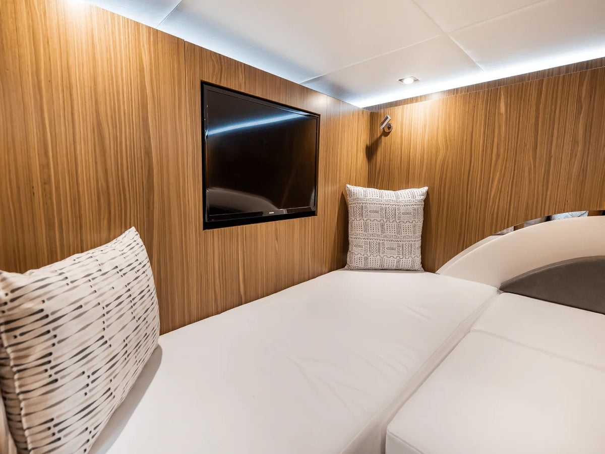 2025 Cruisers Yachts 50 GLS 50.0 feet, Pensacola, Florida #52
