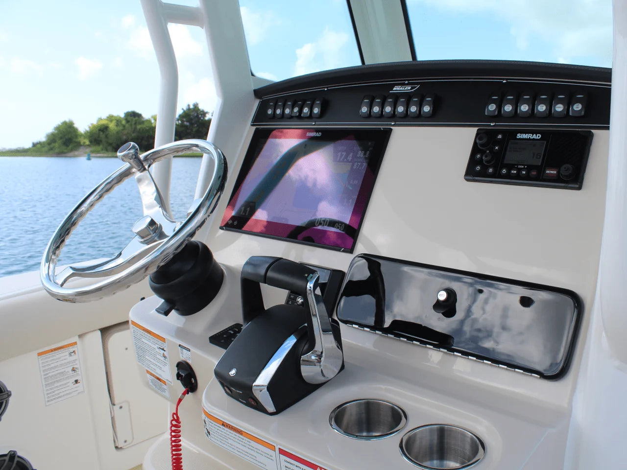 2024 Boston Whaler 250 OUTRAGE 25.0 feet, Wrightsville Beach, North Carolina #18