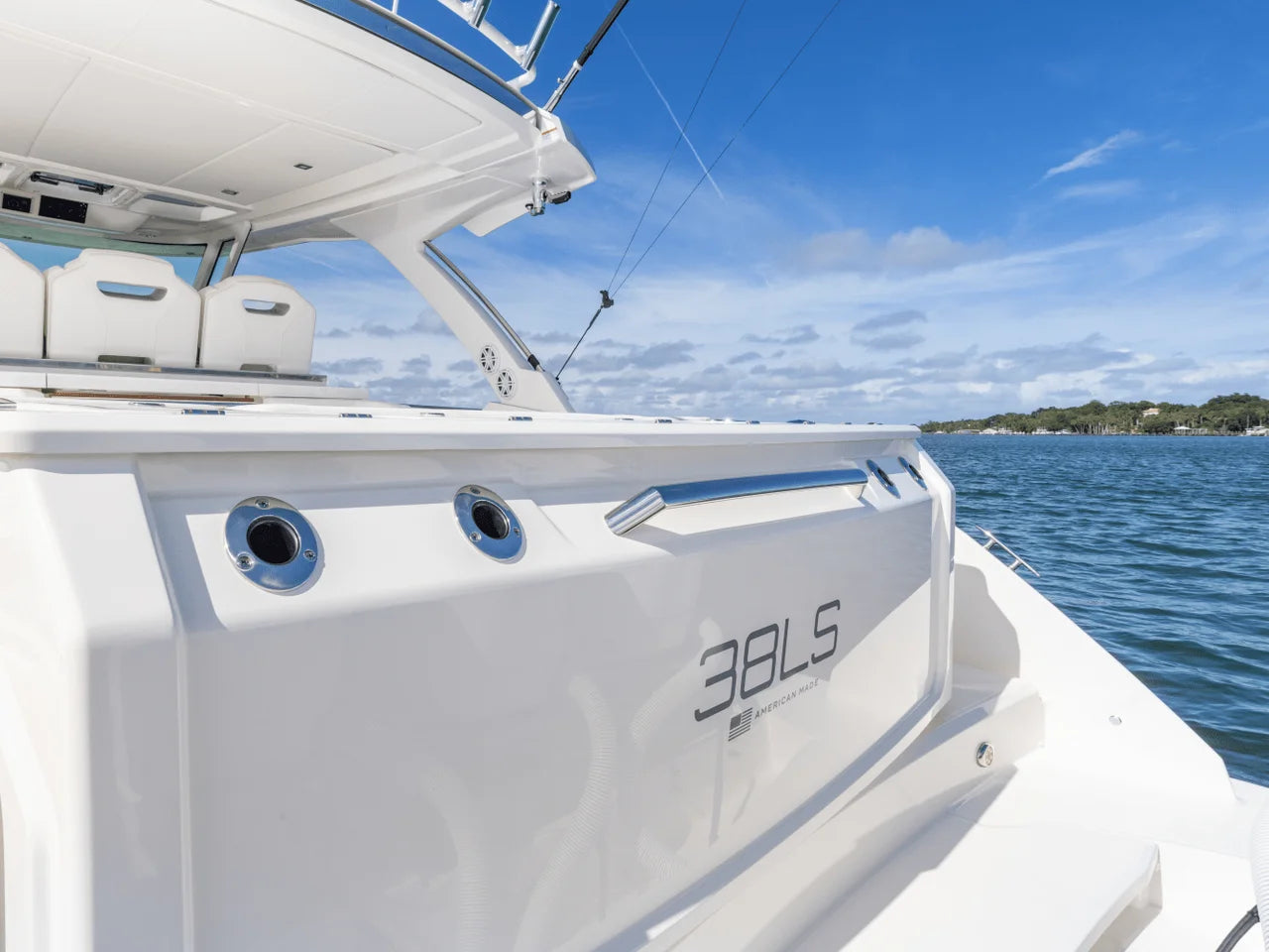 2025 Tiara Yachts LS 38 38.0 feet, Inuvik, Northwest Territories #9