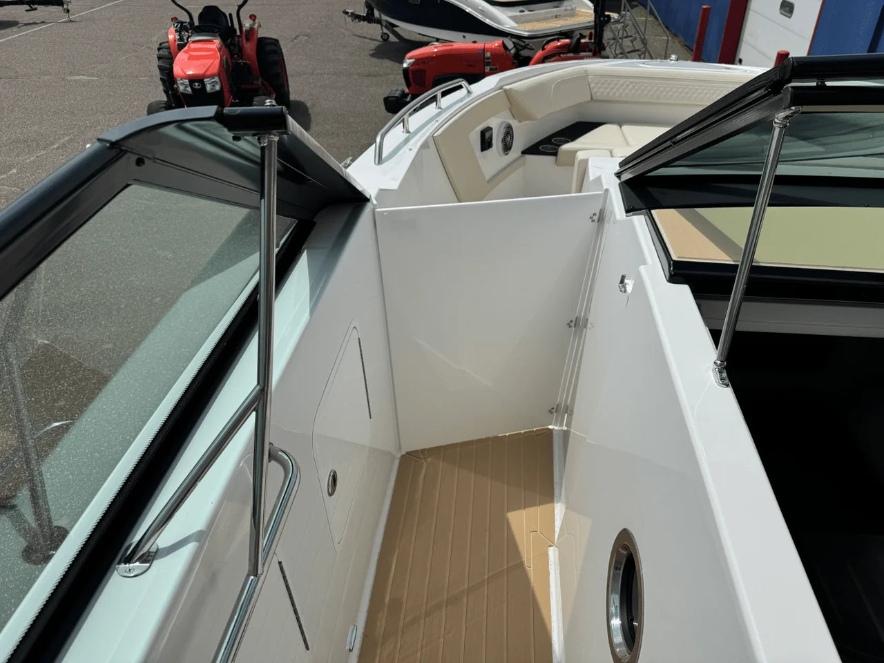 2026 Cruisers Yachts 34 GLS 34.0 feet, Excelsior, Minnesota #53