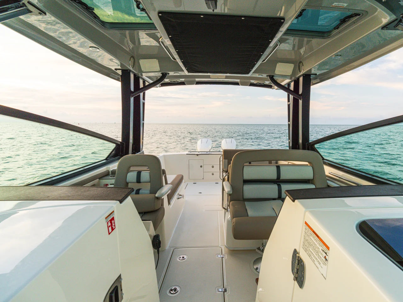 2026 Boston Whaler 330 Vantage 33.0 feet, Naples, Florida #31