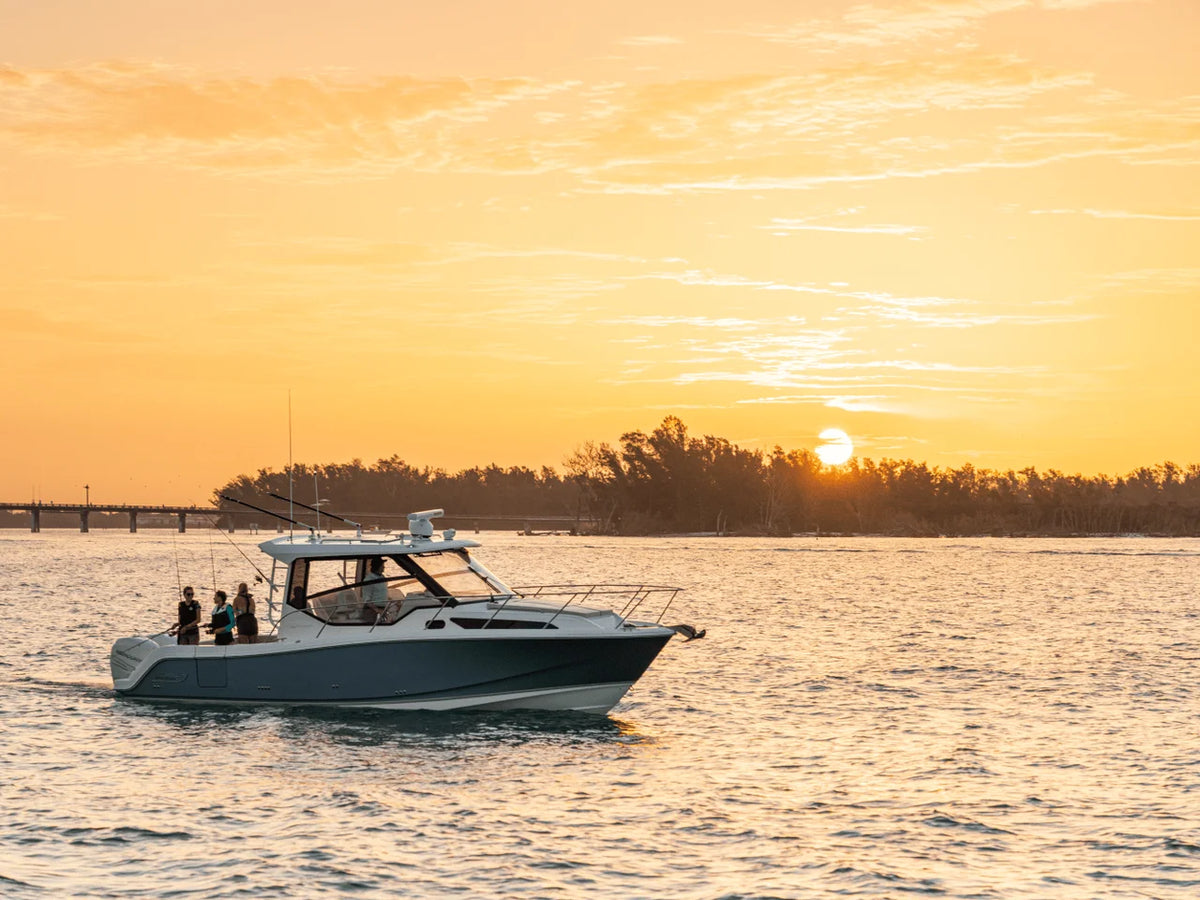 2026 Boston Whaler 325 Conquest 32.0 feet, Thunderbolt, GA #12