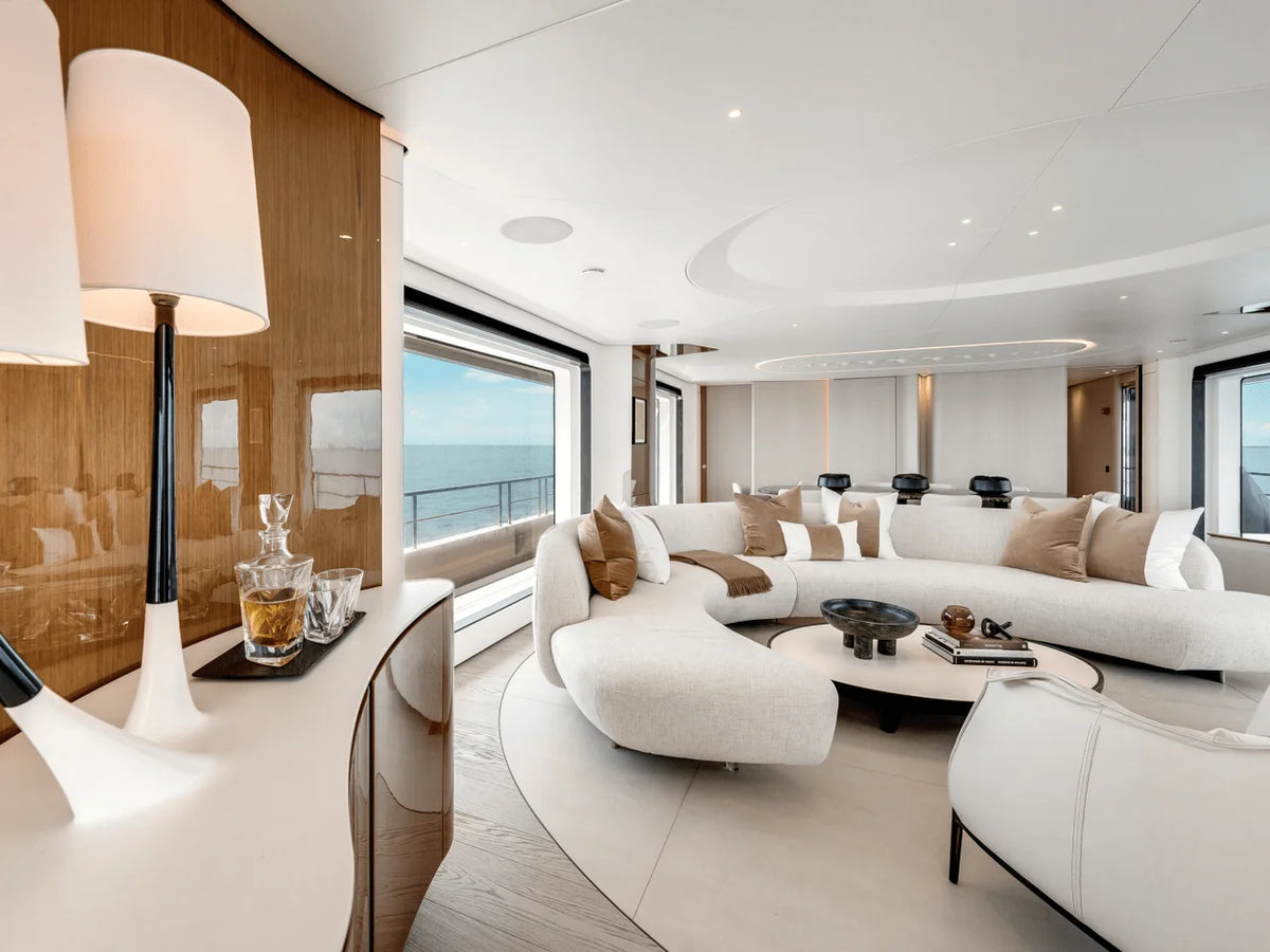 2027 Azimut Grande 36M 115.0 feet, Inuvik, Northwest Territories #31