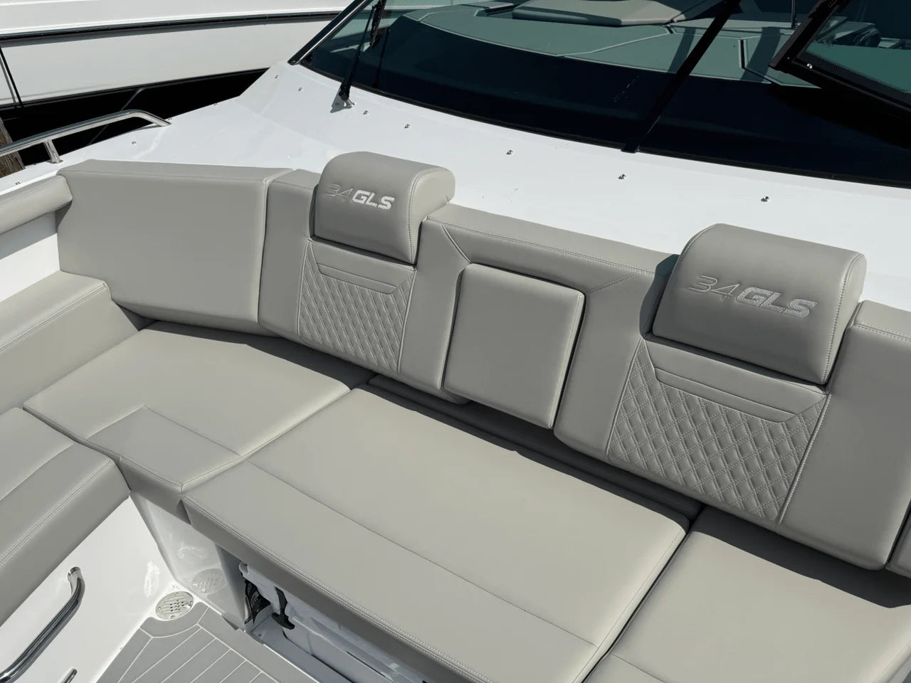 2026 Cruisers Yachts 34 GLS Outboard 34.0 feet, Grasonville, MD #31