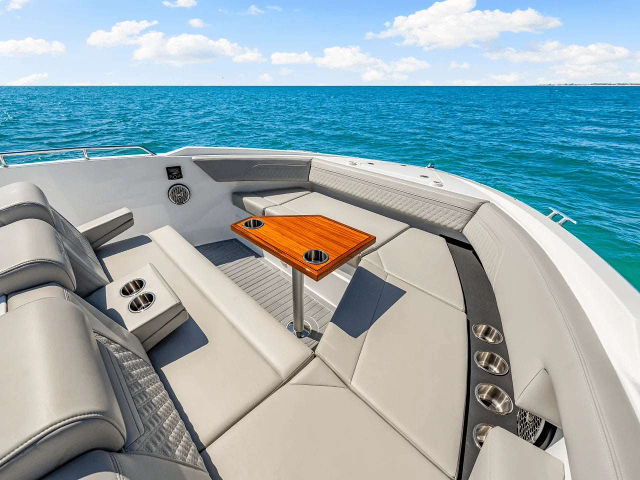 2025 Cruisers Yachts 38 GLS Outboard 38.0 feet, Venice, Florida #50