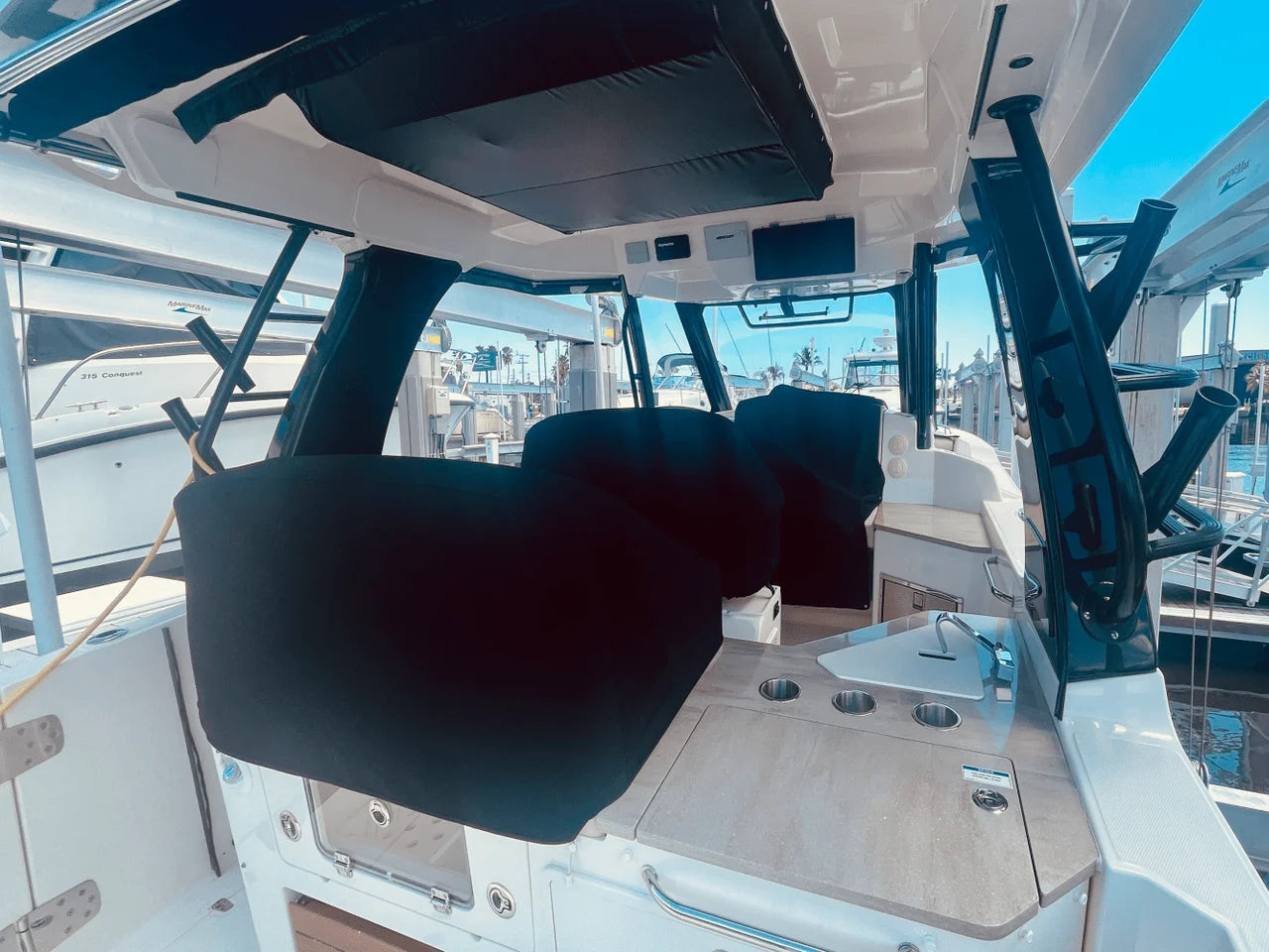 2023 Boston Whaler 350 REALM 35.0 feet, Stuart, FL #23
