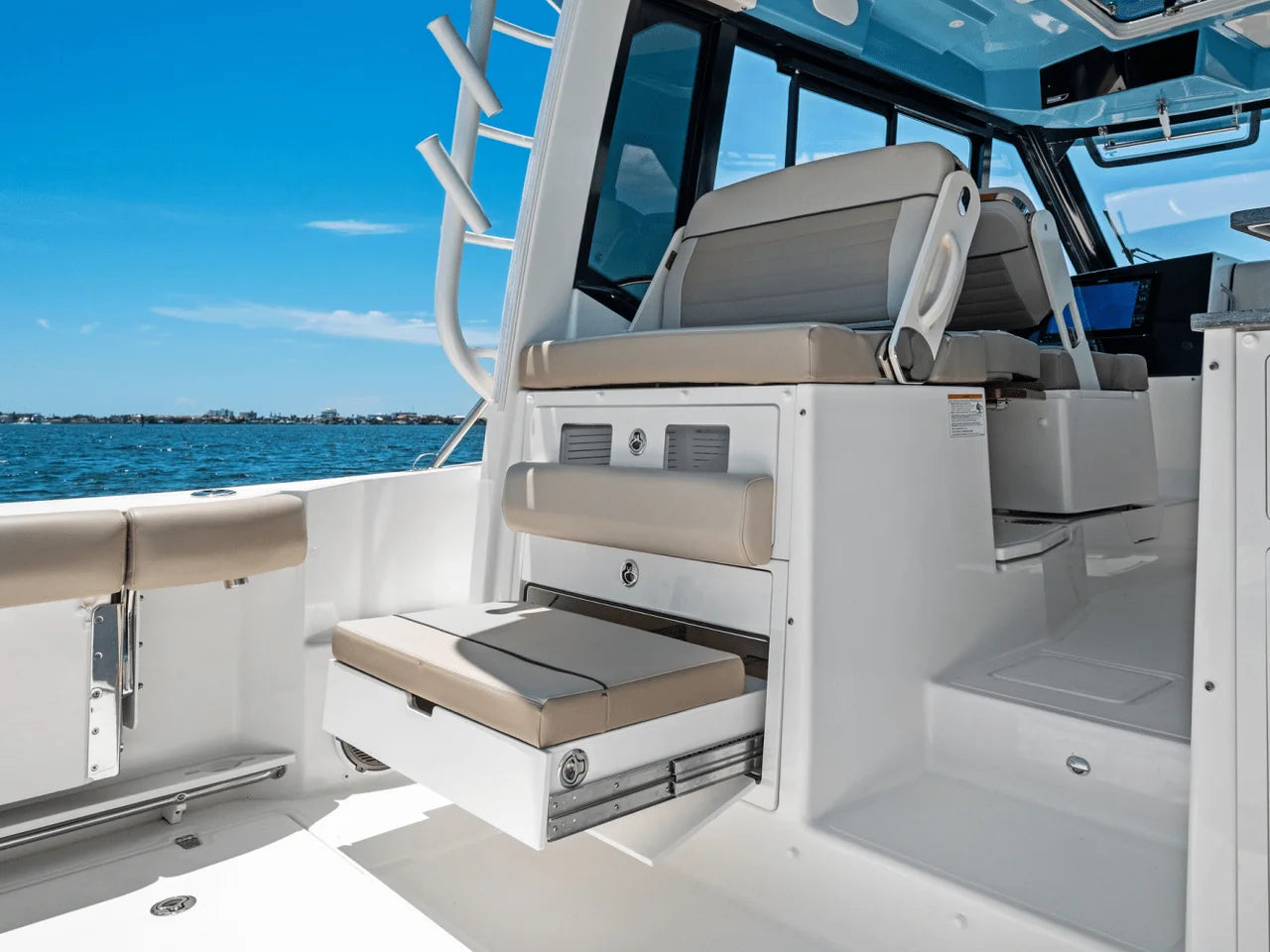 2025 Boston Whaler 365 Conquest 36.0 feet, St Petersburg, FL #65