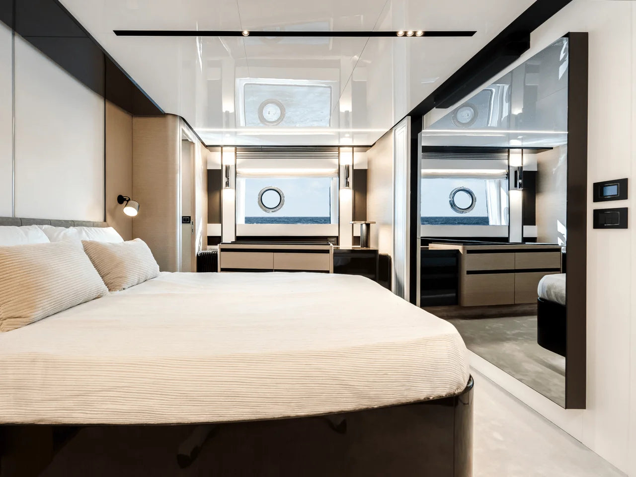 2024 Azimut S8 80.0 feet, Miami, FL #44