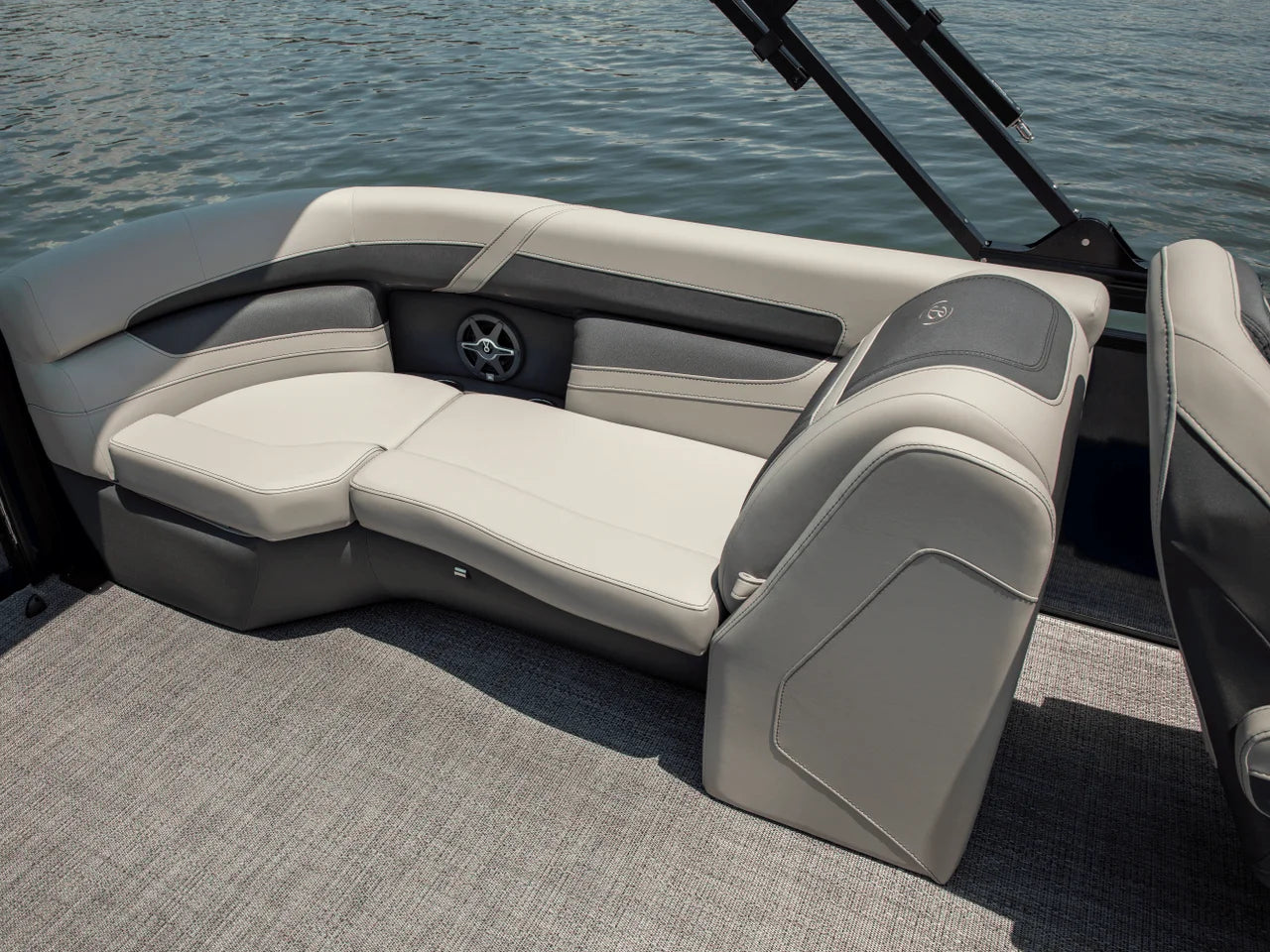 2026 Barletta Cabrio 24 QC 24.0 feet, Inuvik, Northwest Territories #3