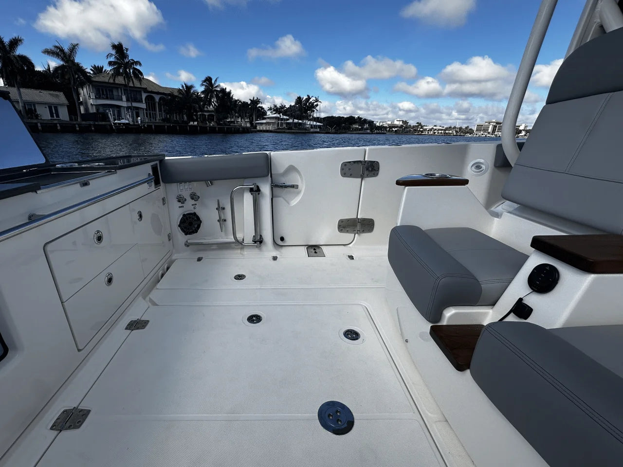 2026 Boston Whaler 360 Outrage 36.0 feet, Pompano Beach, Florida #24