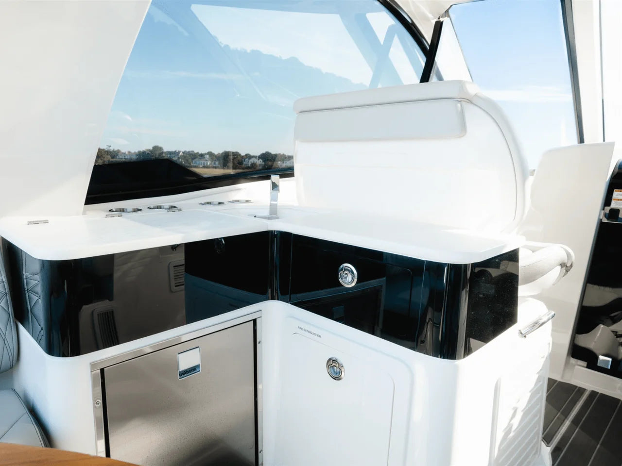2023 Sea Ray 370 Sundancer Outboard 37.0 feet, Charleston, SC #11