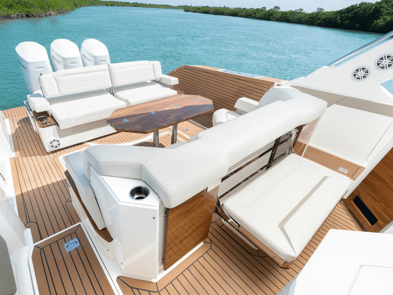 2025 Tiara Yachts LS 48 48.0 feet, Inuvik, Northwest Territories #8