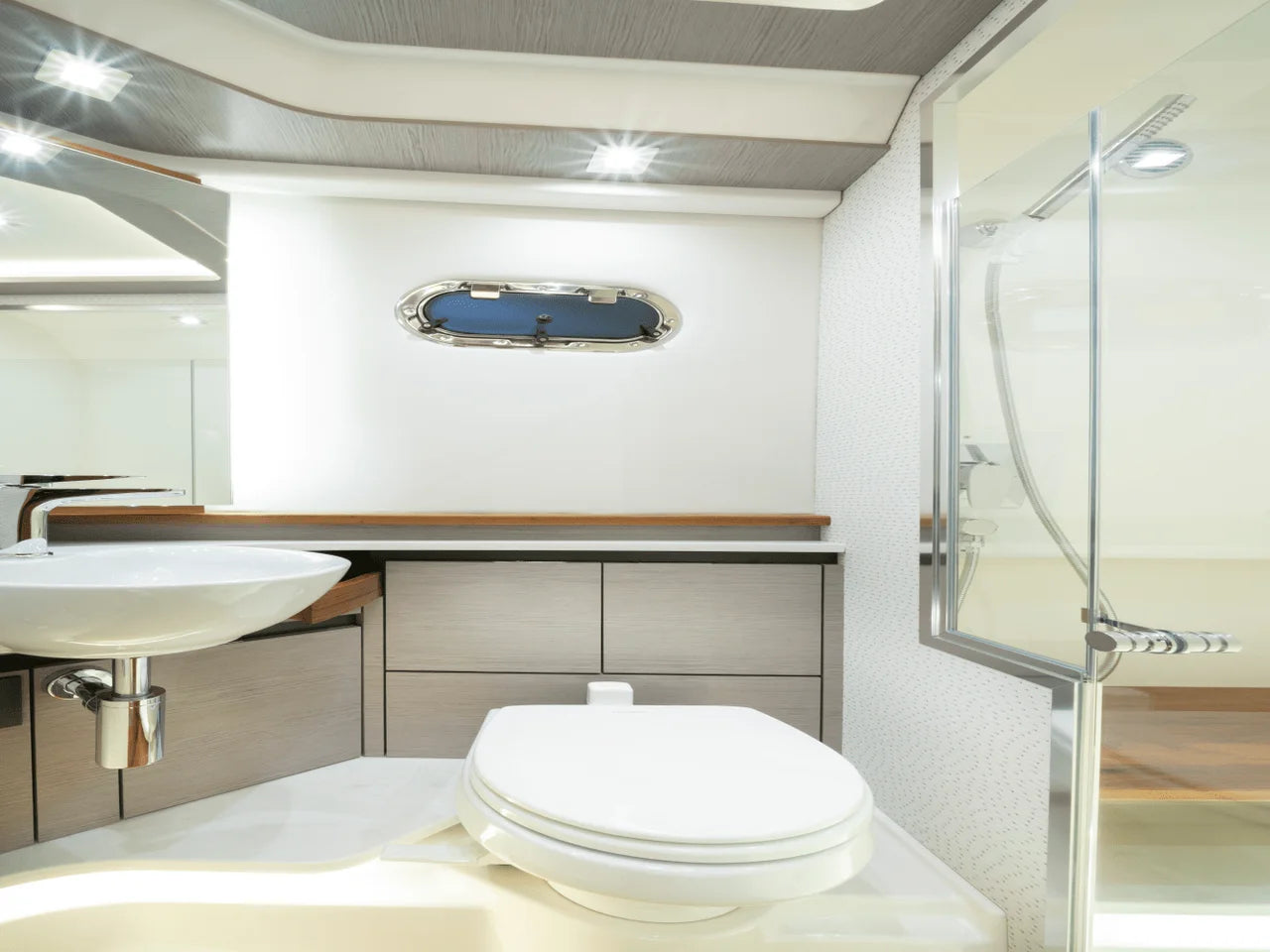 2025 Tiara Yachts LS 48 48.0 feet, Inuvik, Northwest Territories #16
