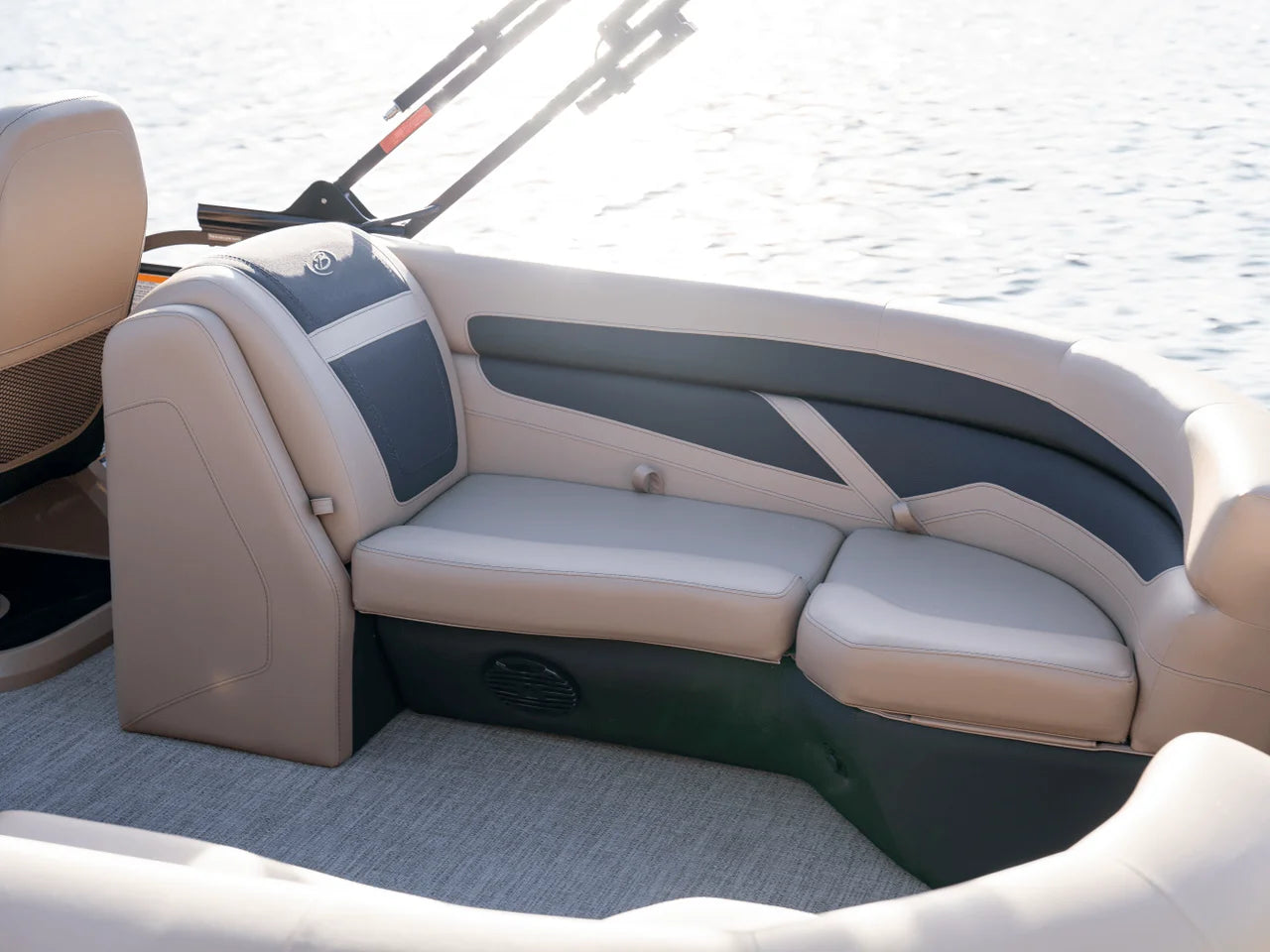 2026 Barletta Cabrio 22 Q 22.0 feet, Inuvik, Northwest Territories #3