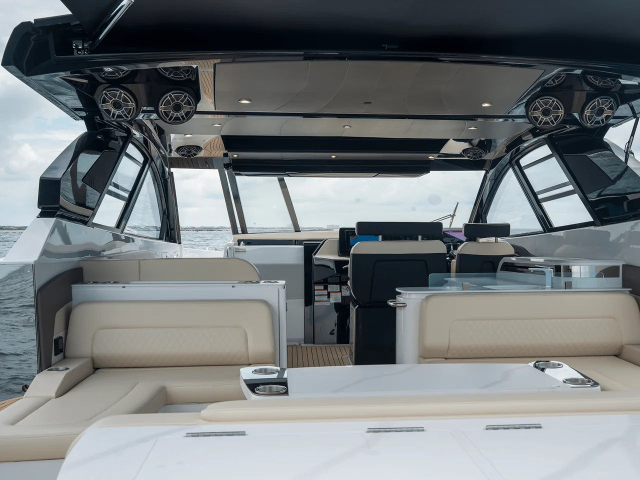 2026 Cruisers Yachts 50GLS OB 50.0 feet, Wrightsville Beach, North Carolina #21