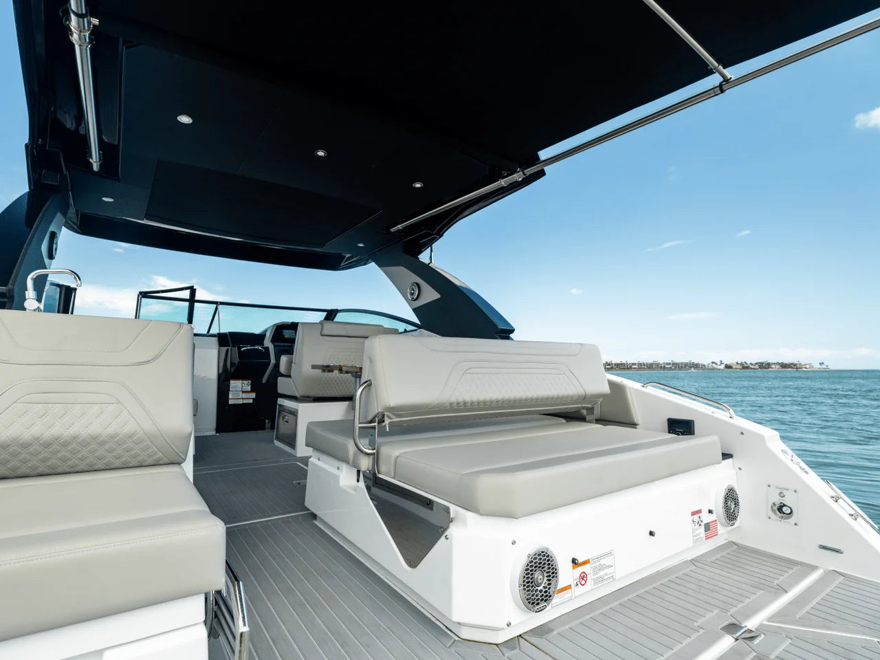 2026 Cruisers Yachts 34 GLS Outboard 35.0 feet, Inuvik, Northwest Territories #75