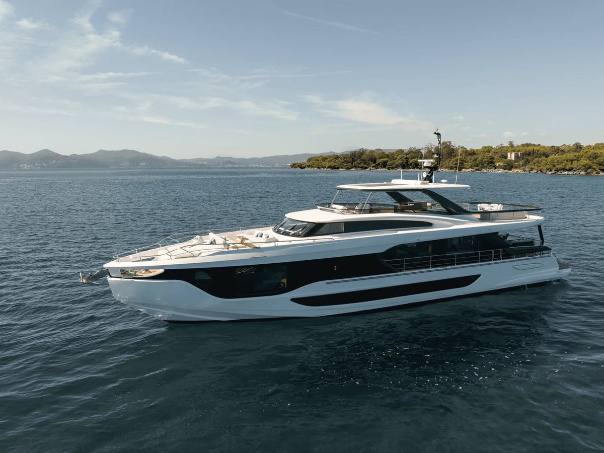 2027 Azimut Grande 26M 85.0 feet, Inuvik, Northwest Territories #1
