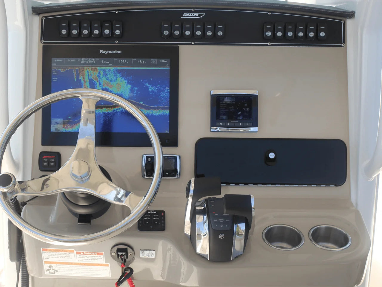 2027 Boston Whaler 250 Outrage 25.0 feet, Jacksonville Beach, Florida #95