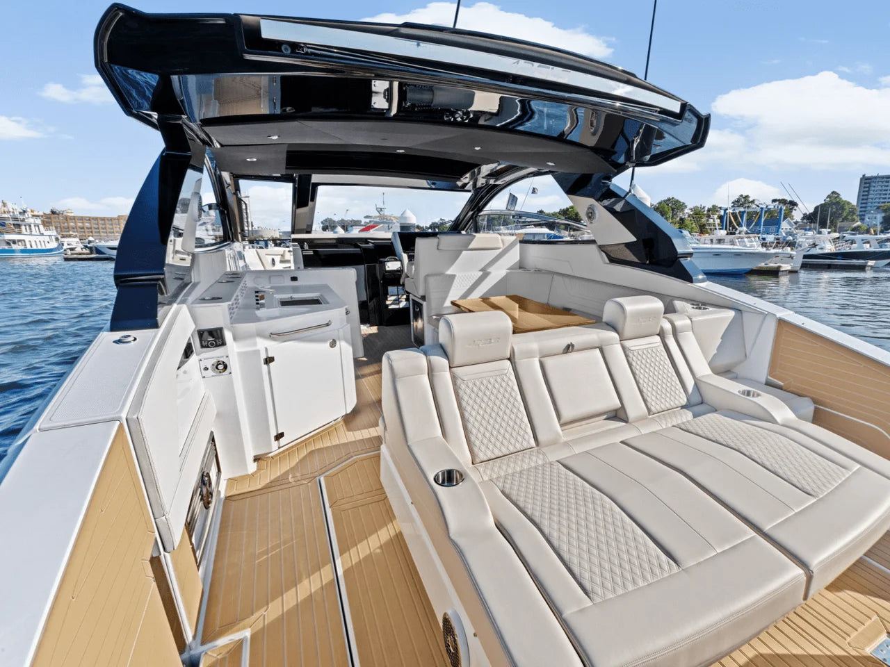 2025 Cruisers Yachts 42 GLS Outboard 42.0 feet, Quincy, MA #6