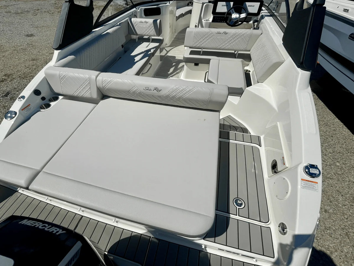 2026 Sea Ray SDX 250 Outboard 25.0 feet, Quincy, MA #4