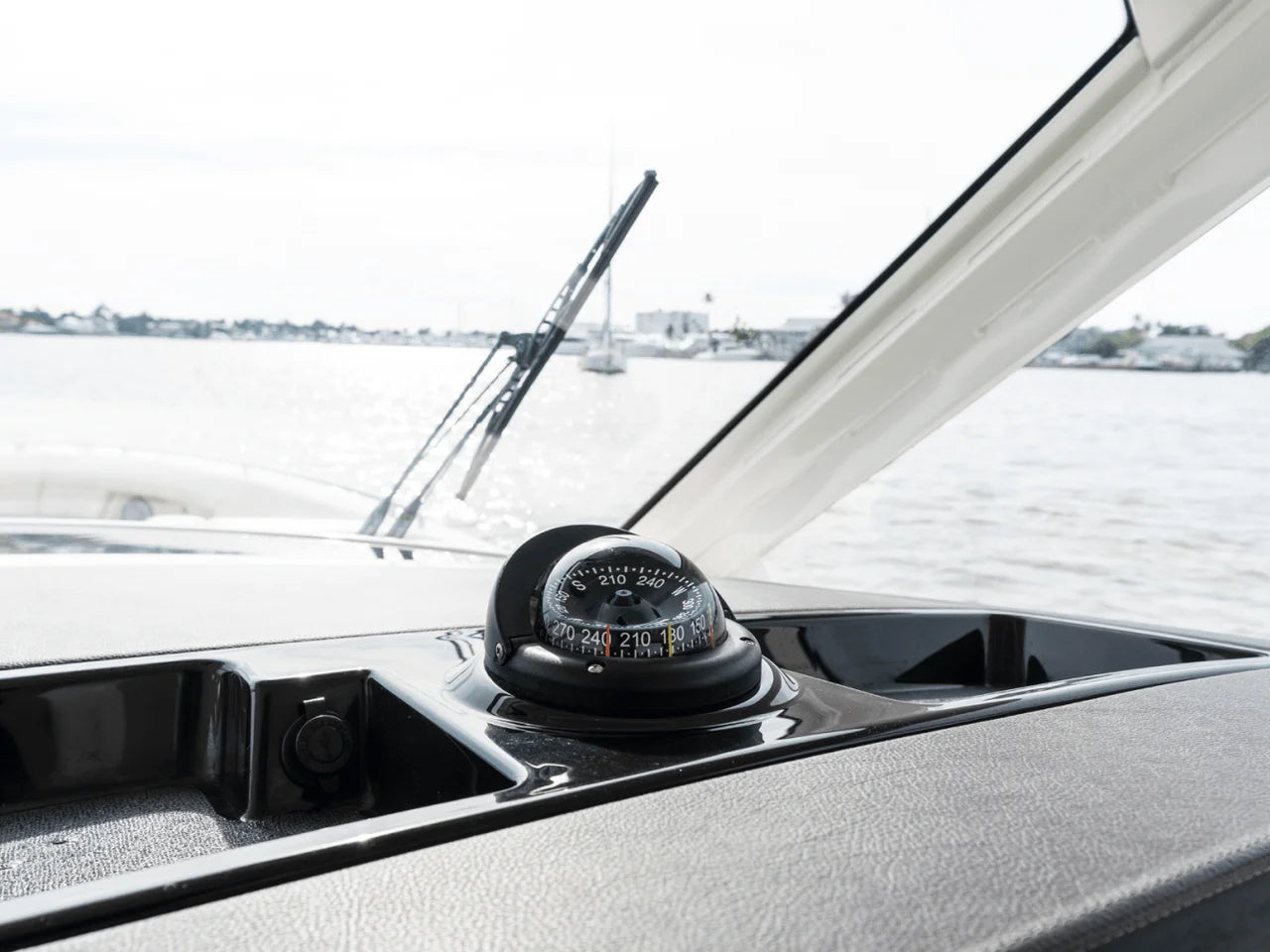 2027 Boston Whaler 380 Realm 38.0 feet, Naples, Florida #84