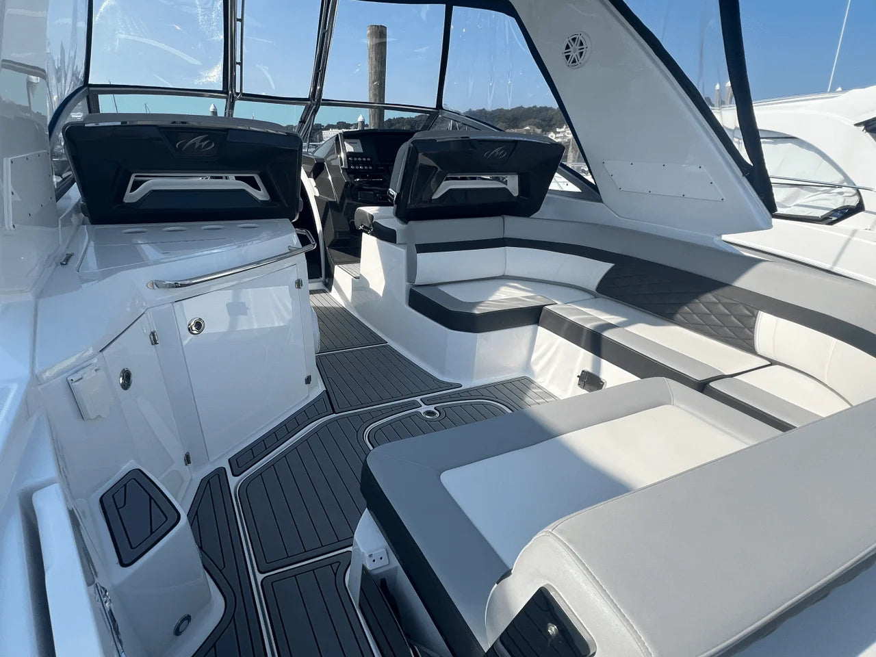 2021 Monterey 335 SPORT YACHT 33.0 feet, Wakefield, RI #10