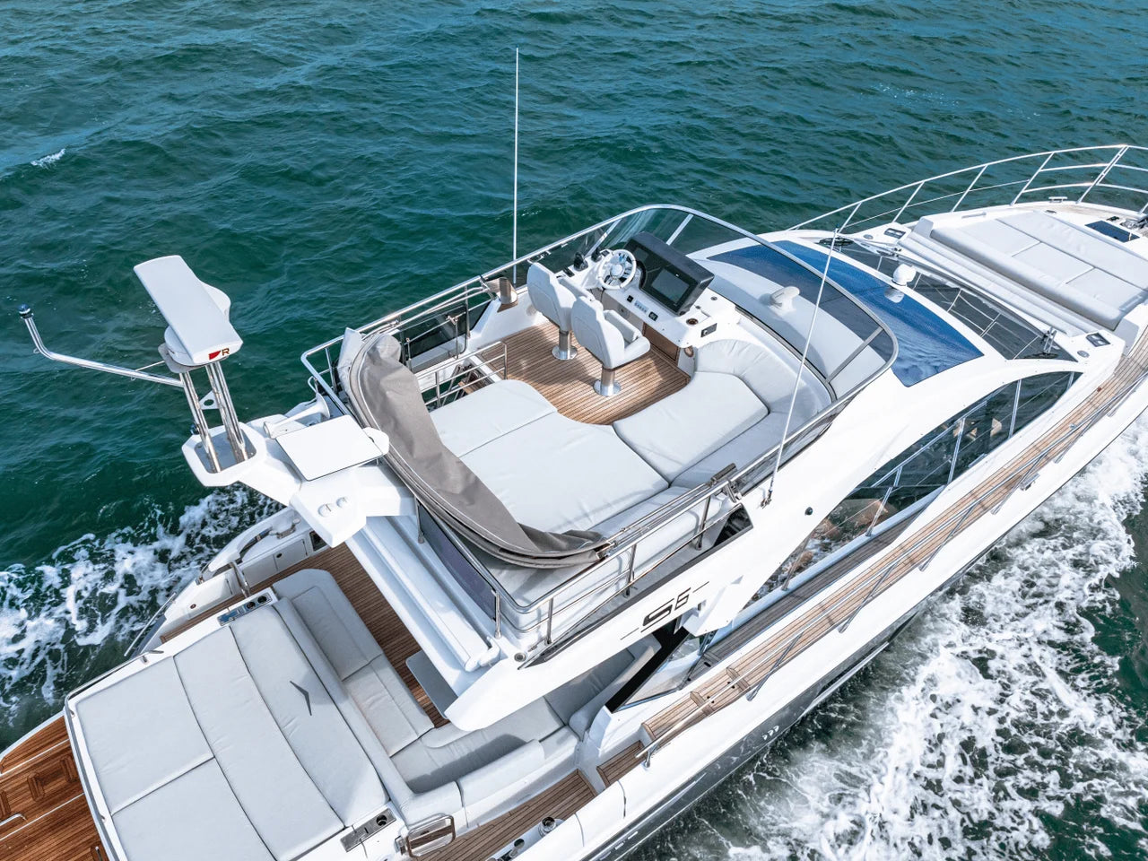 2025 Azimut S6 60.0 feet, Sarasota, Florida #11