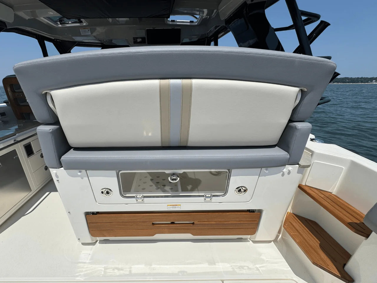 2025 Boston Whaler 380 Realm 38.0 feet, Huntington, NY #18