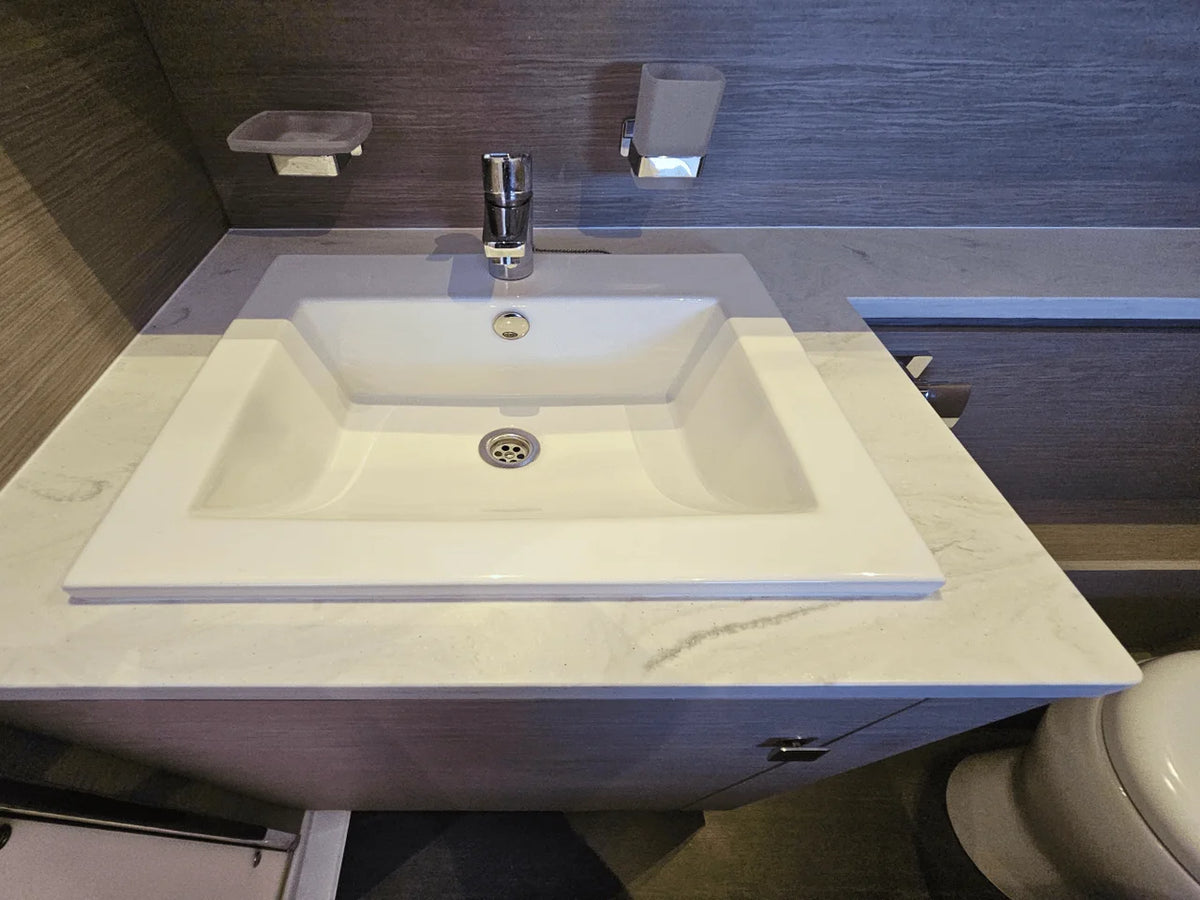 2023 Fountaine Pajot MY 6 44.0 feet, Clearwater, Florida #140