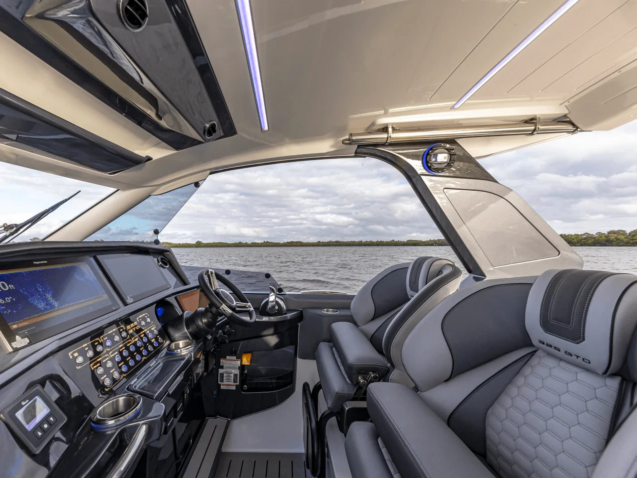 2026 Galeon 335 GTO 33.0 feet, Inuvik, Northwest Territories #120