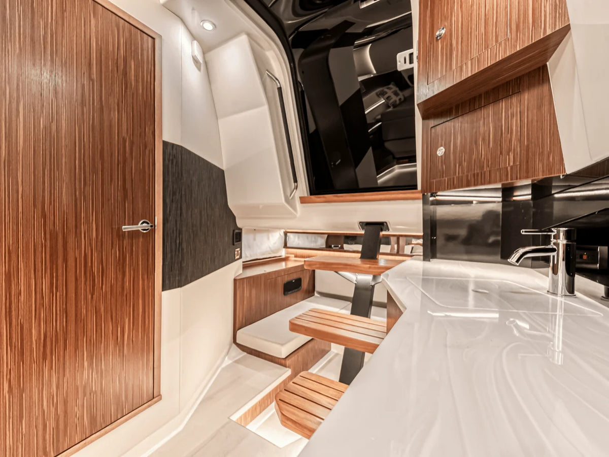 2022 Sea Ray 370 SUNDANCER OUTBOARD 37.0 feet, Highland Beach, FL, FL #23