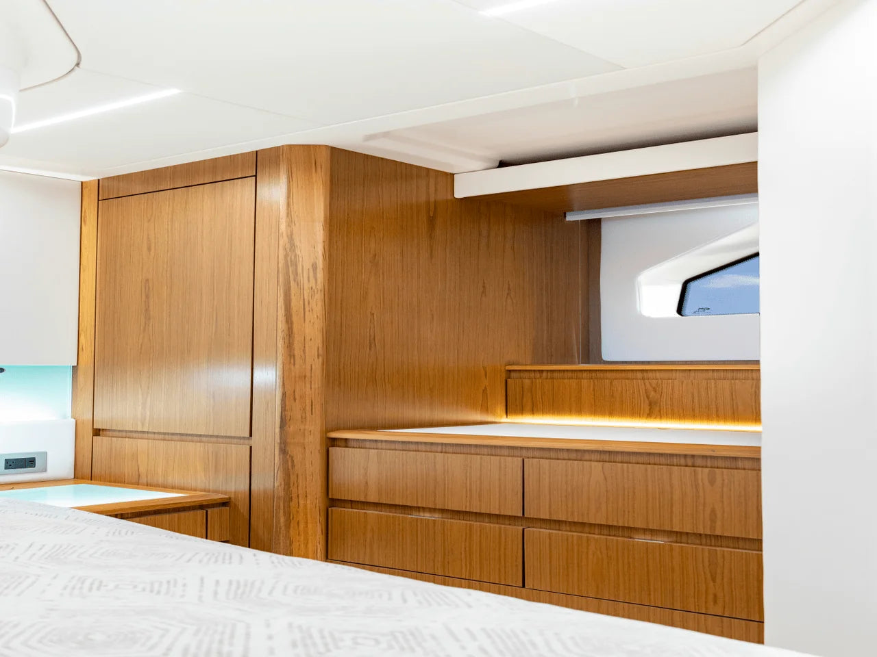2025 Tiara Yachts EX 54 54.0 feet, Inuvik, Northwest Territories #45
