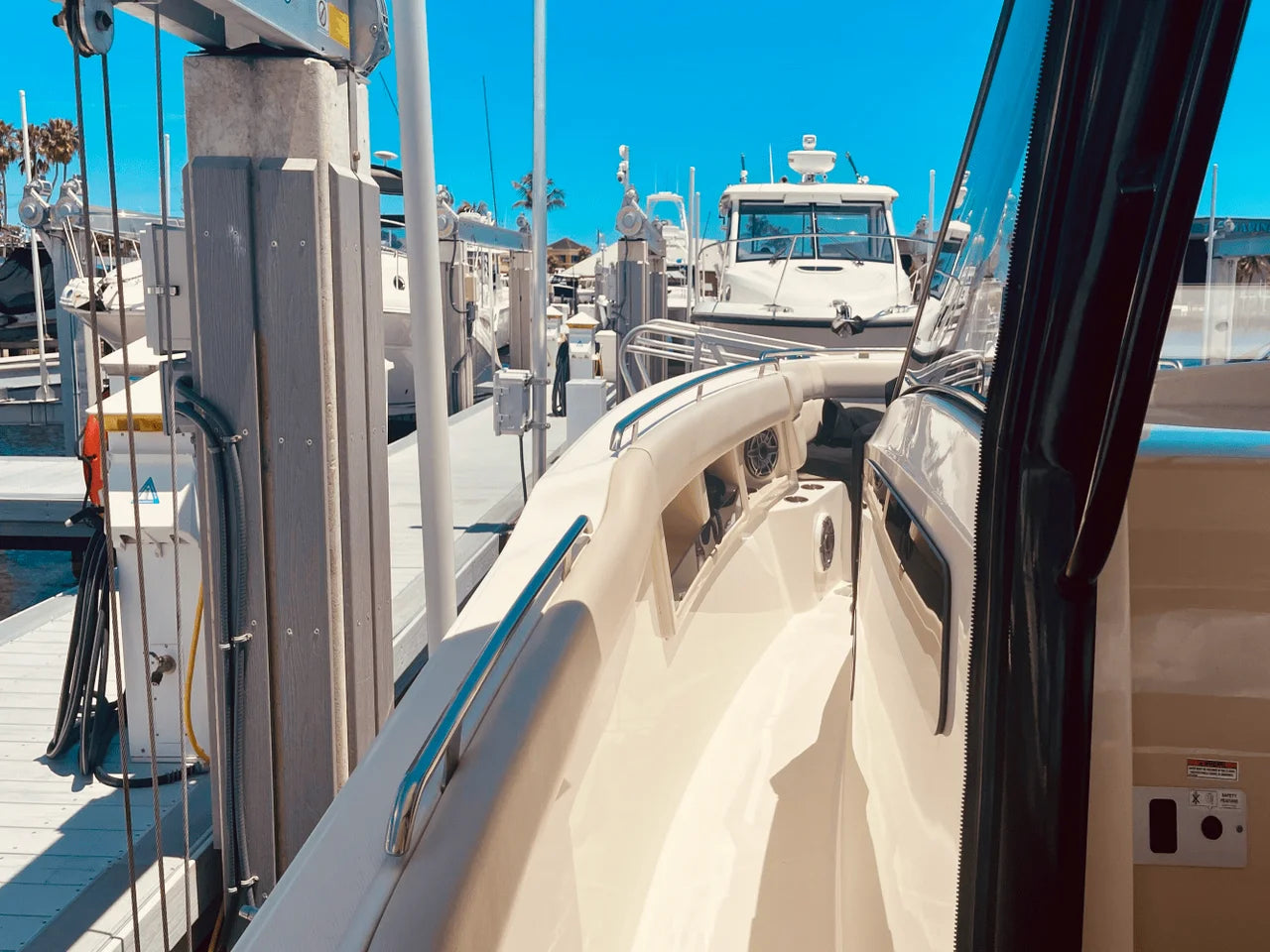2023 Boston Whaler 350 REALM 35.0 feet, Stuart, FL #33