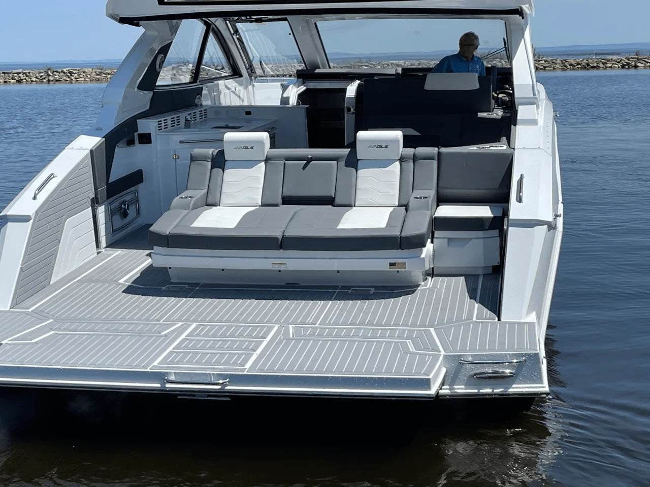 2026 Cruisers Yachts 42 GLS 42.0 feet, Inuvik, Northwest Territories #8