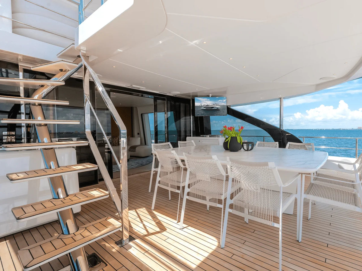 2027 Azimut Grande 36M 115.0 feet, Inuvik, Northwest Territories #67