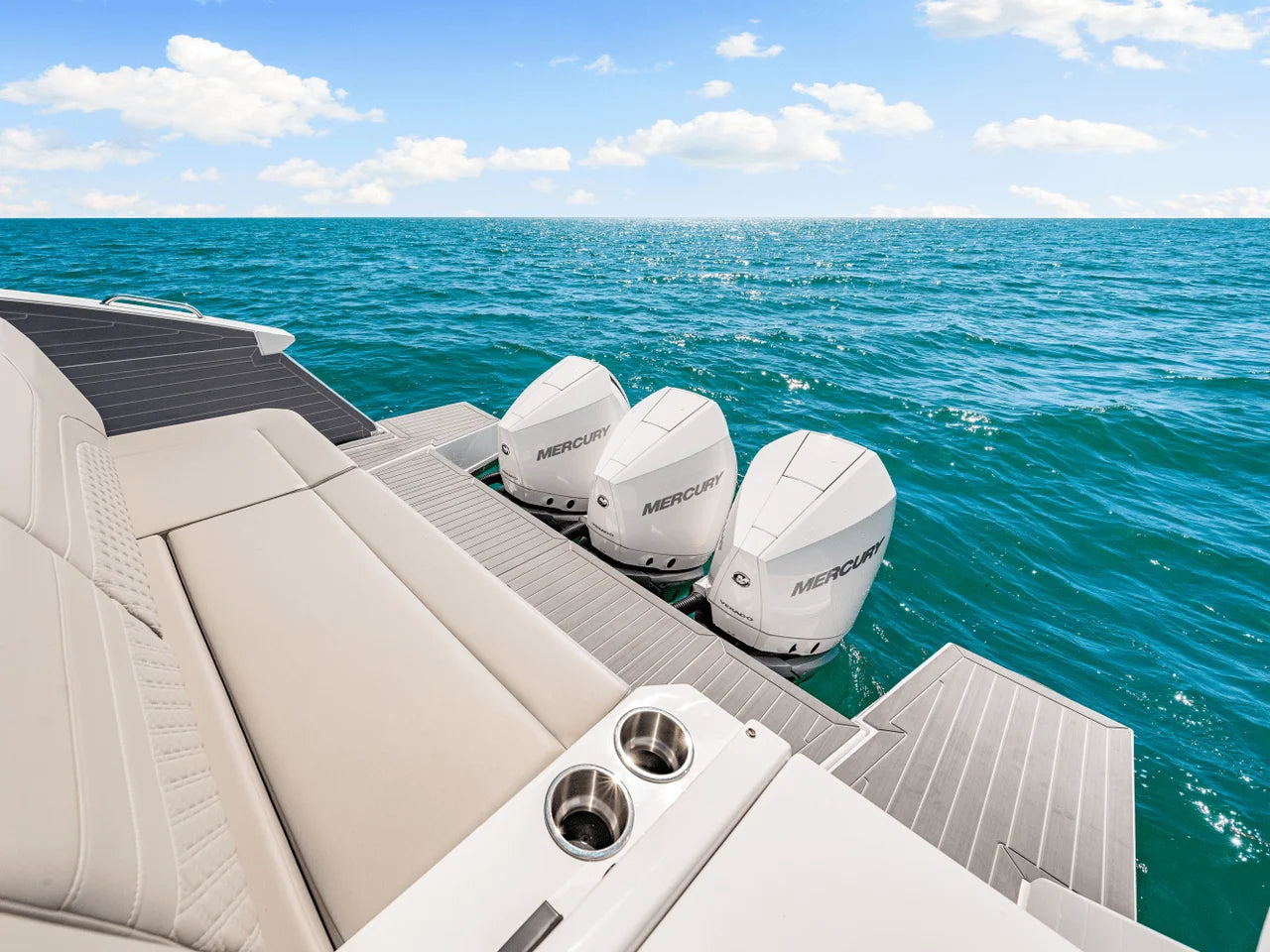 2025 Cruisers Yachts 38 GLS Outboard 38.0 feet, Venice, Florida #9