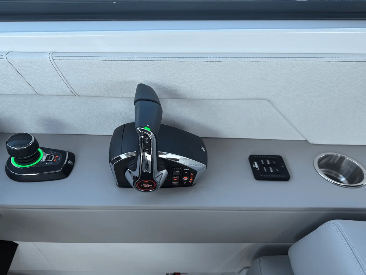 2026 Cruisers Yachts 34 GLS Outboard 34.0 feet, Grasonville, MD #21