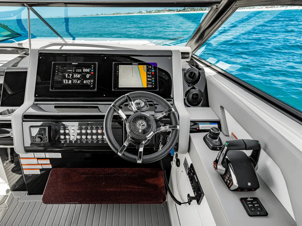 2025 Cruisers Yachts 38 GLS Outboard 38.0 feet, Venice, Florida #17